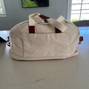 Brand New AWAY Weekender (Duffle Bag)
